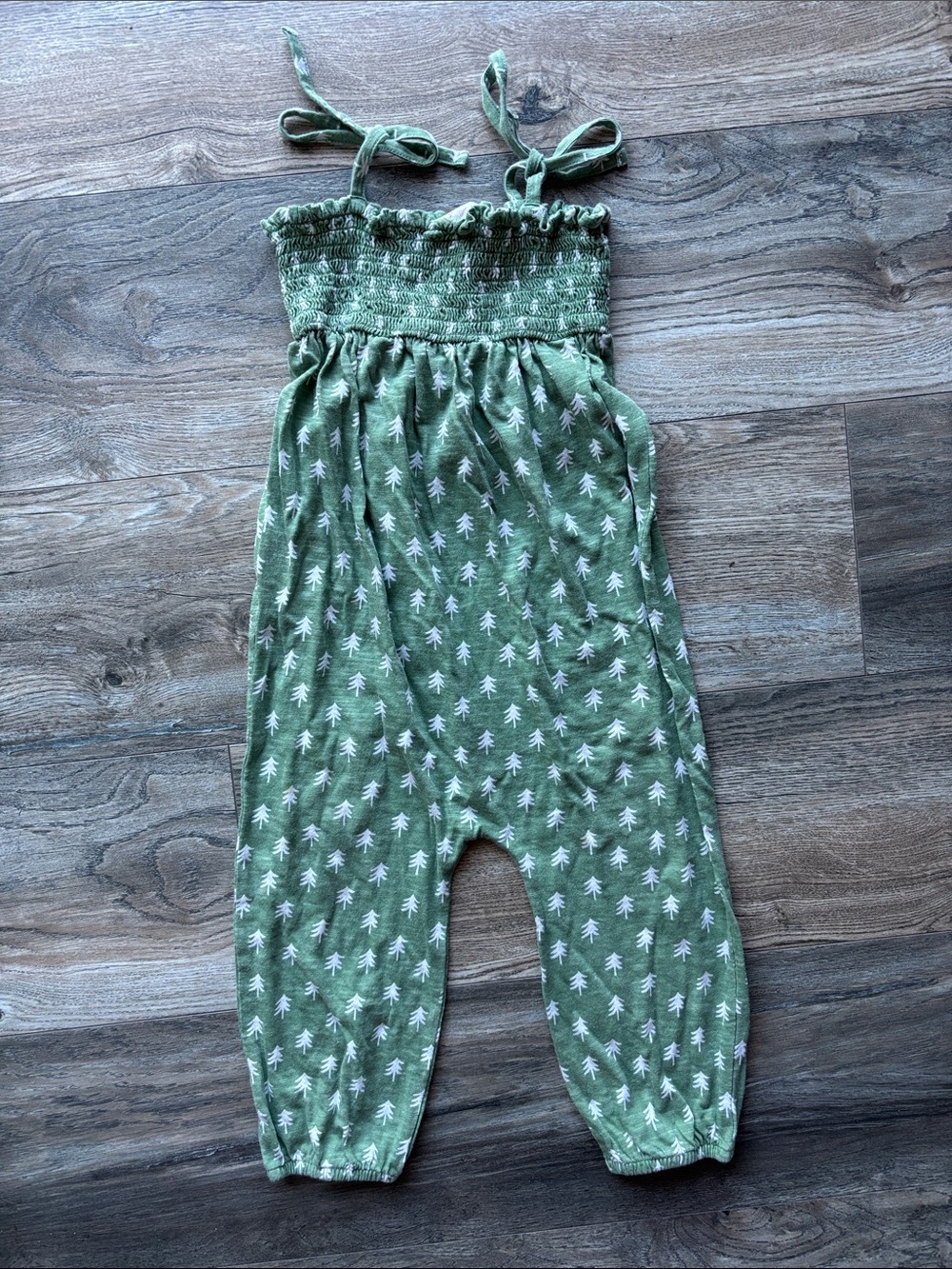SIIX COLLECTION 3T Romper with Tree Print